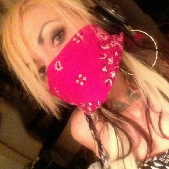 Meet your Posher, Momo - Picture 1 of 1